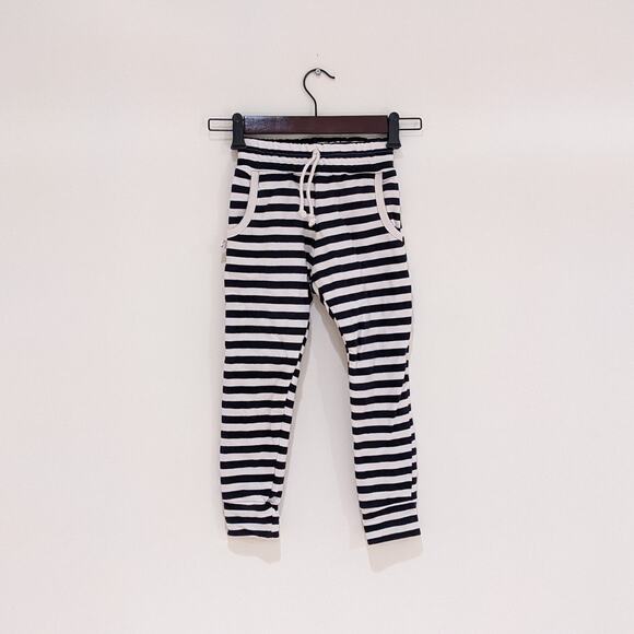 Childhoods Pullover Crew & Jogger Bundle - Picture 6 of 11